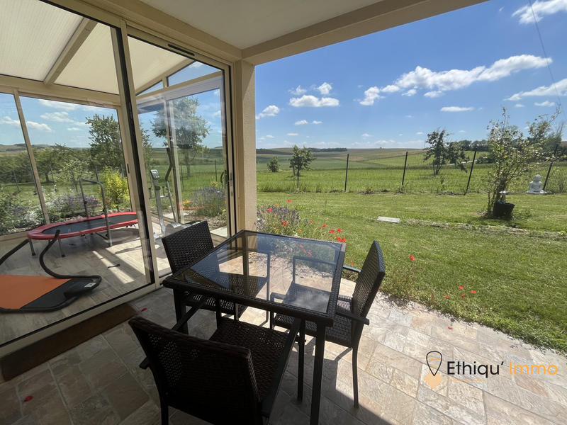 Maison - 316 m² - 8 pièces