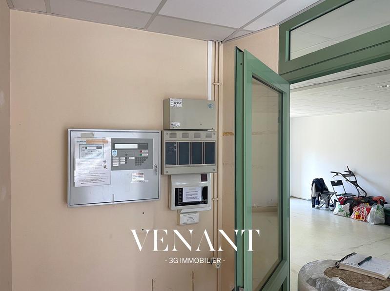 Maison - 260 m² - 9 pièces