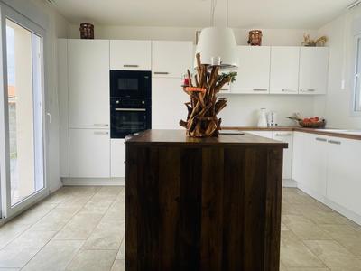 Maison - 108 m² - 4 pièces