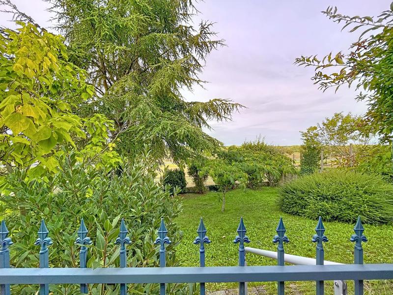 Maison - 96 m² - 5 pièces