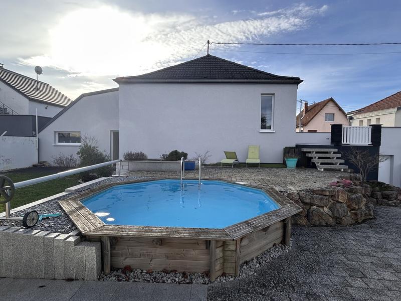 Maison contemporaine - 191 m² - 5 pièces