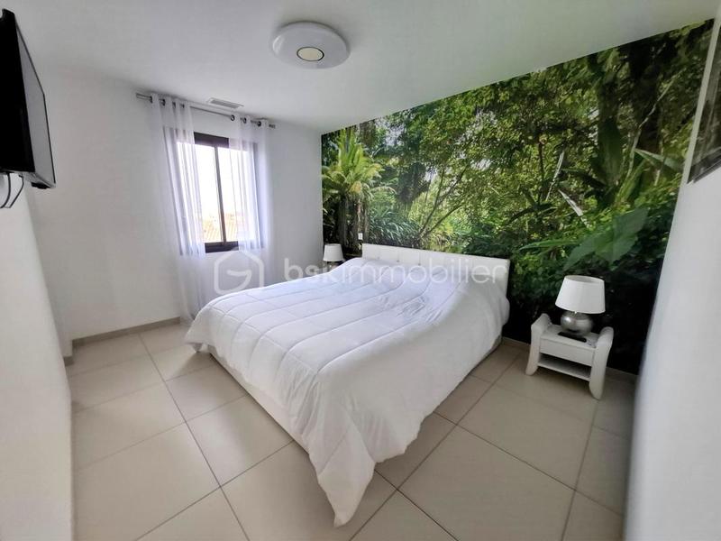 Maison traditionnelle - 156 m² - 6 pièces