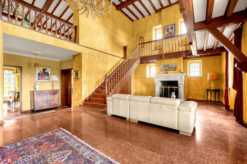 Ferme - 525 m² - 10 pièces