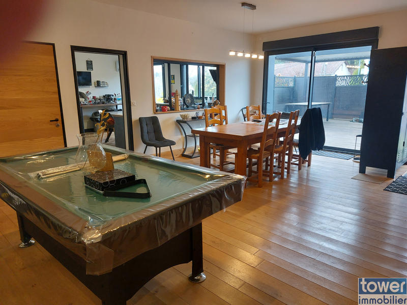 Maison - 150 m² - 5 pièces