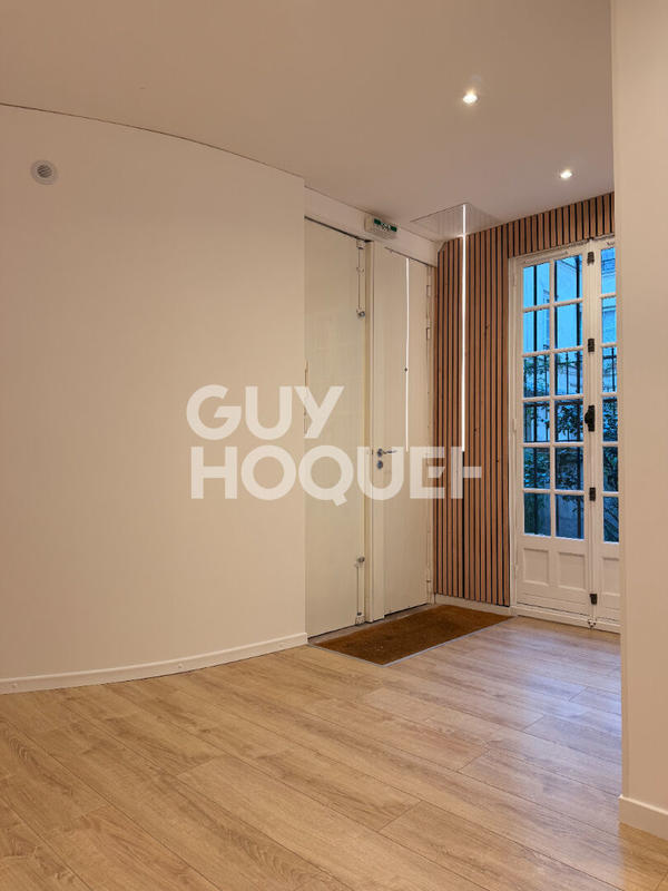 Local d'activité / Entrepôt - 48 m² - 2 pièces