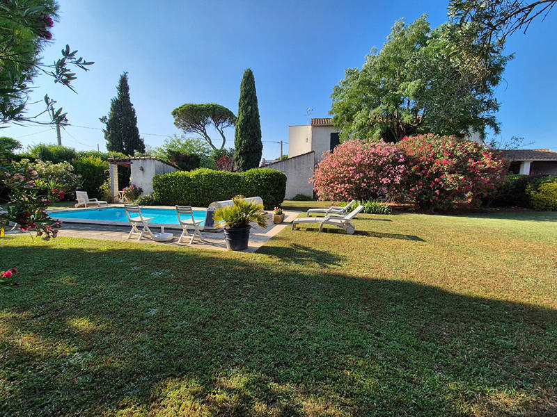 Maison - 180 m² - 5 pièces