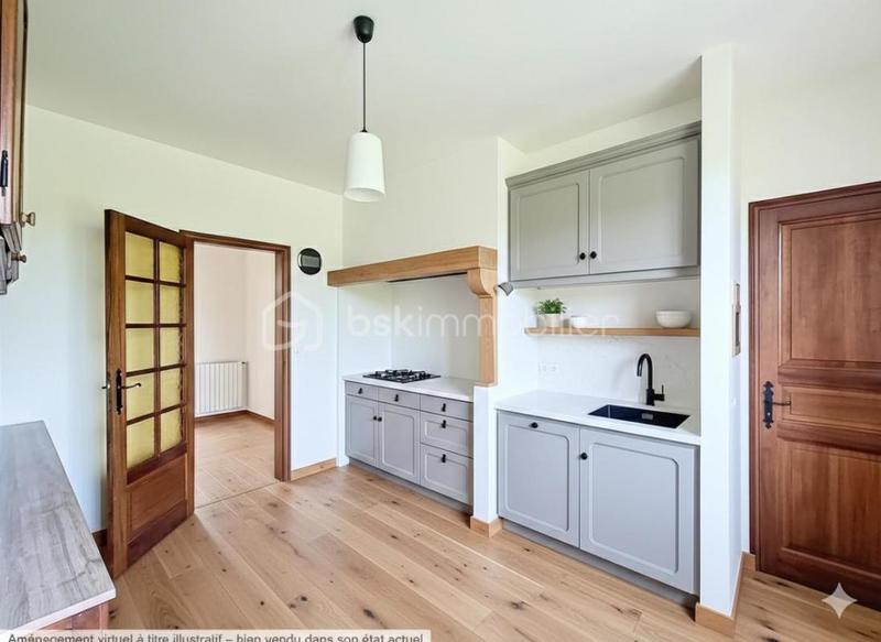 Maison traditionnelle - 108 m² - 6 pièces