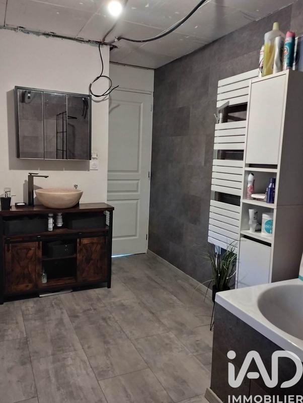 Maison - 285 m² - 5 pièces