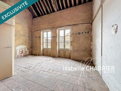 Maison - 180 m² - 7 pièces