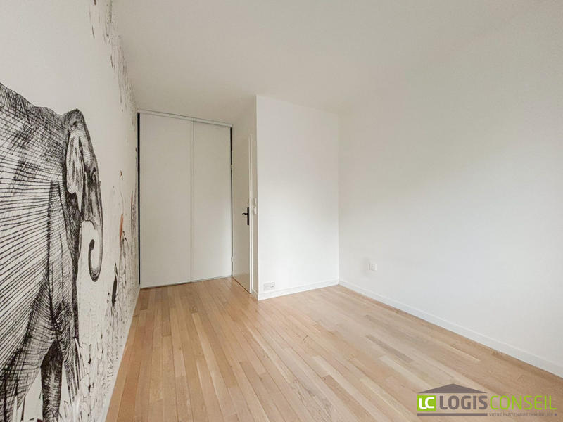 Appartement - 97 m² - 5 pièces