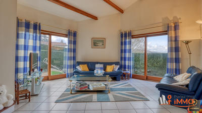 Maison - 160 m² - 5 pièces