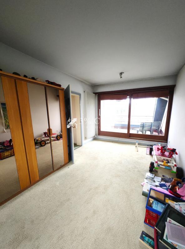 Maison - 293 m² - 12 pièces