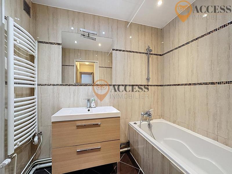 Appartement - 81 m² - 4 pièces