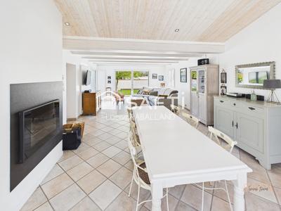 Maison - 157 m² - 7 pièces