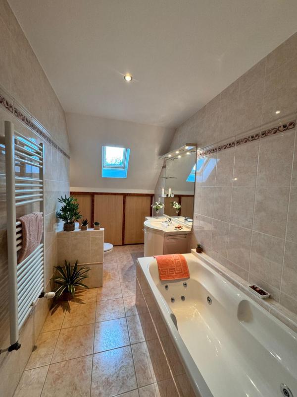 Maison - 144 m² - 6 pièces