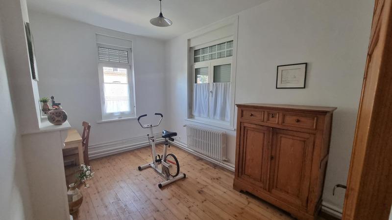 Maison bourgeoise - 250 m² - 12 pièces