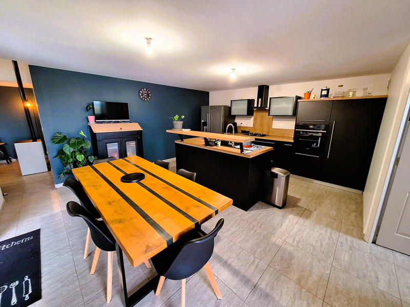 Maison - 107 m² - 4 pièces