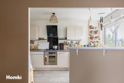 Appartement - 85 m² - 4 pièces