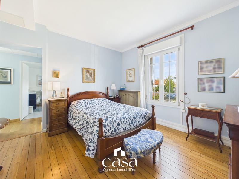 Maison - 160 m² - 8 pièces