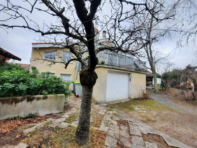 Maison - 140 m² - 5 pièces
