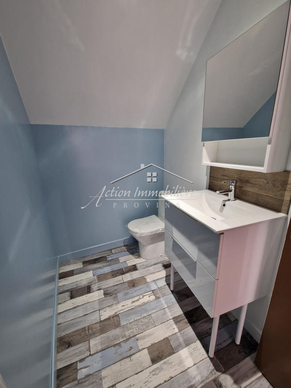 Maison - 92 m² - 4 pièces