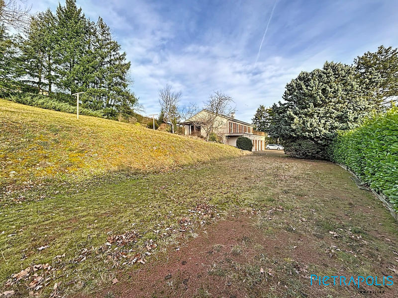 Maison - 146 m² - 6 pièces