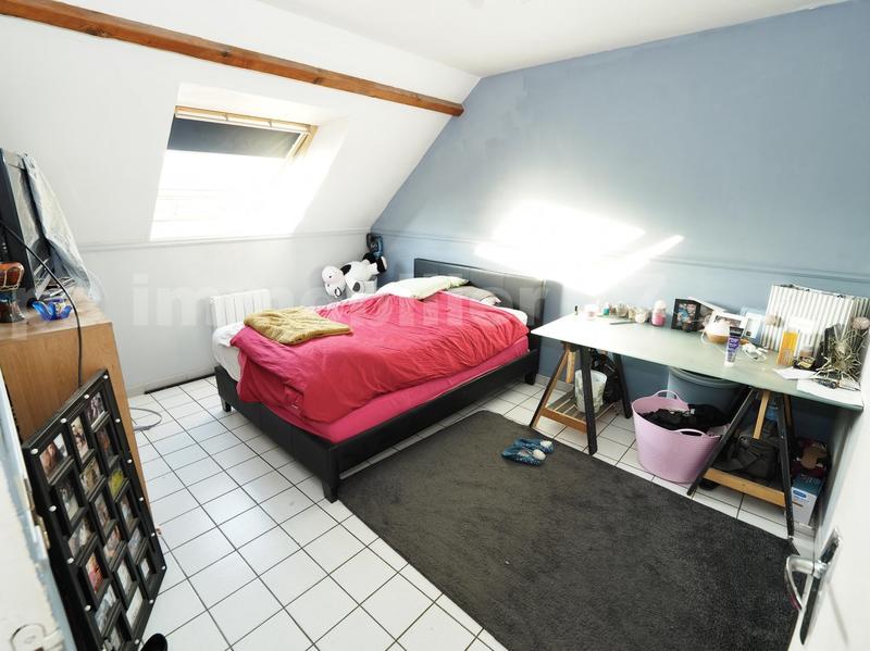 Propriété - 300 m² - 13 pièces