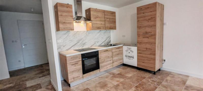 Maison - 85 m² - 5 pièces