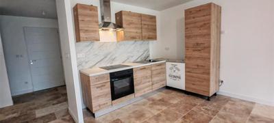 Maison - 85 m² - 5 pièces