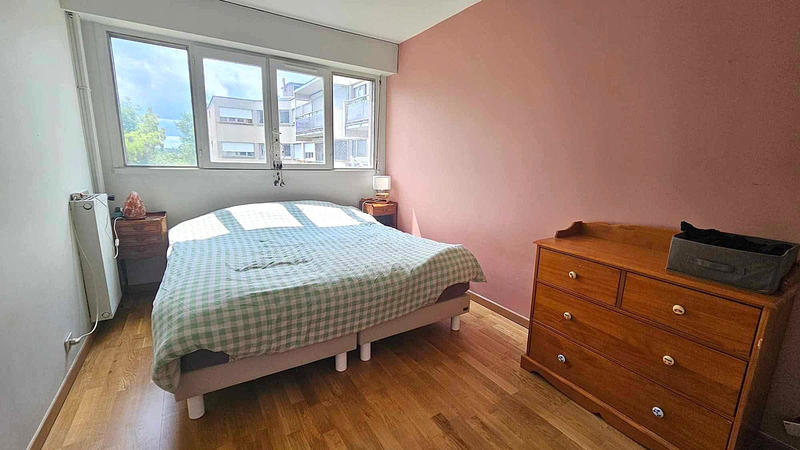 Appartement - 98 m² - 5 pièces