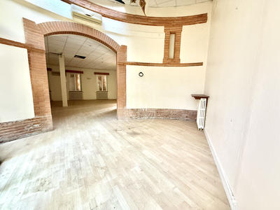 Maison - 296 m² - 10 pièces