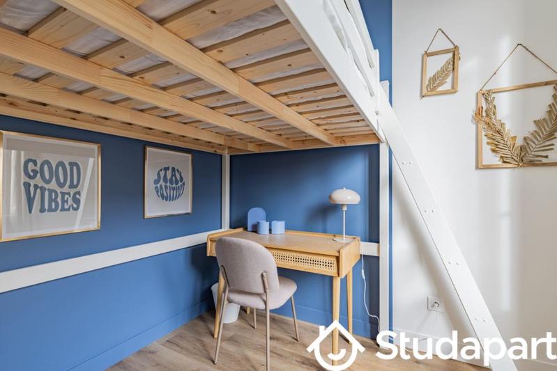 Chambre - 11 m² - 1 pièce