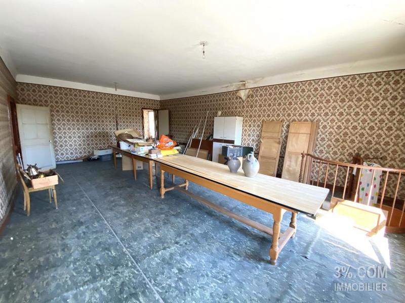 Maison - 220 m² - 7 pièces