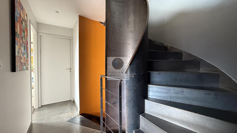 Maison - 167 m² - 7 pièces