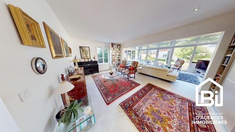 Maison - 125 m² - 7 pièces