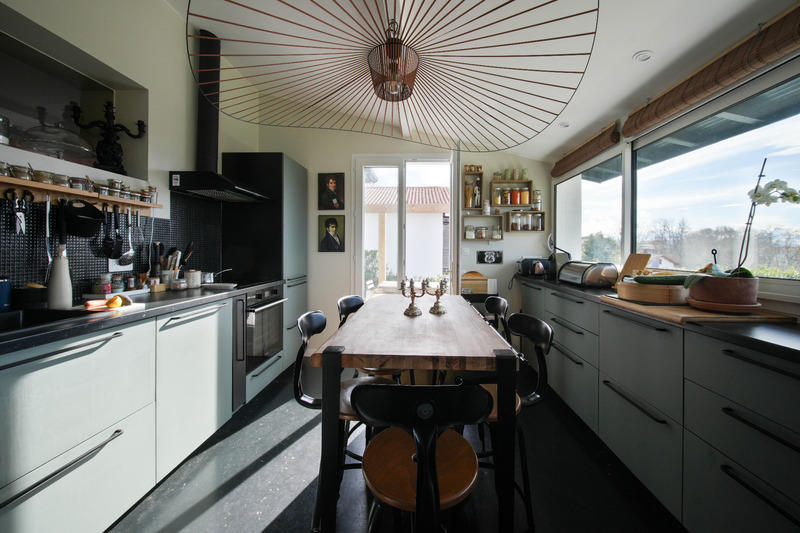 Maison - 180 m² - 5 pièces