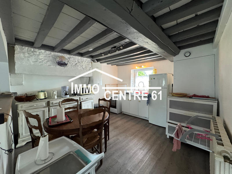 Maison - 90 m² - 5 pièces