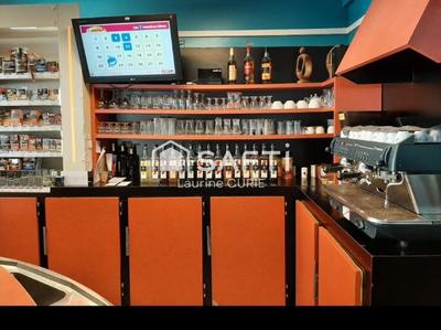 Local commercial - 130 m² - 2 pièces