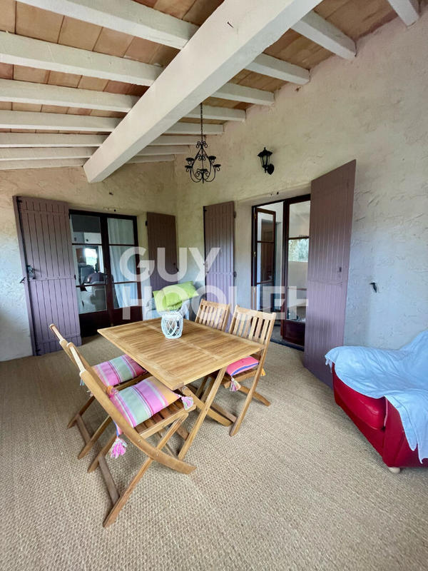 Maison - 320 m² - 9 pièces