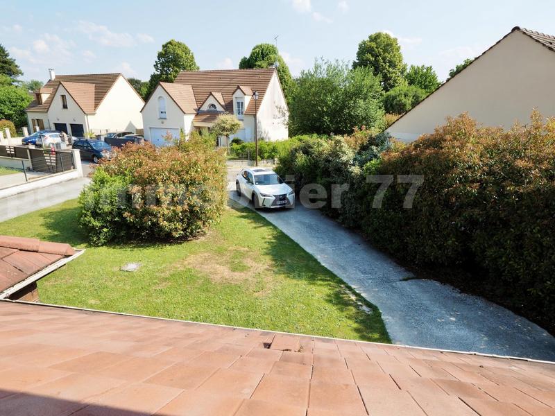 Maison de bois - 98 m² - 6 pièces