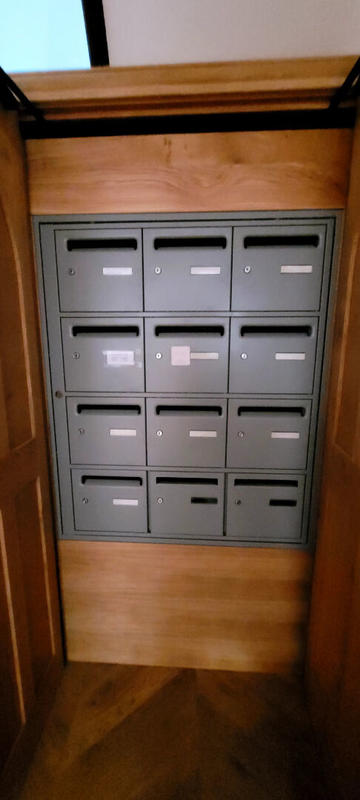 Bureau - 81 m² - 4 pièces