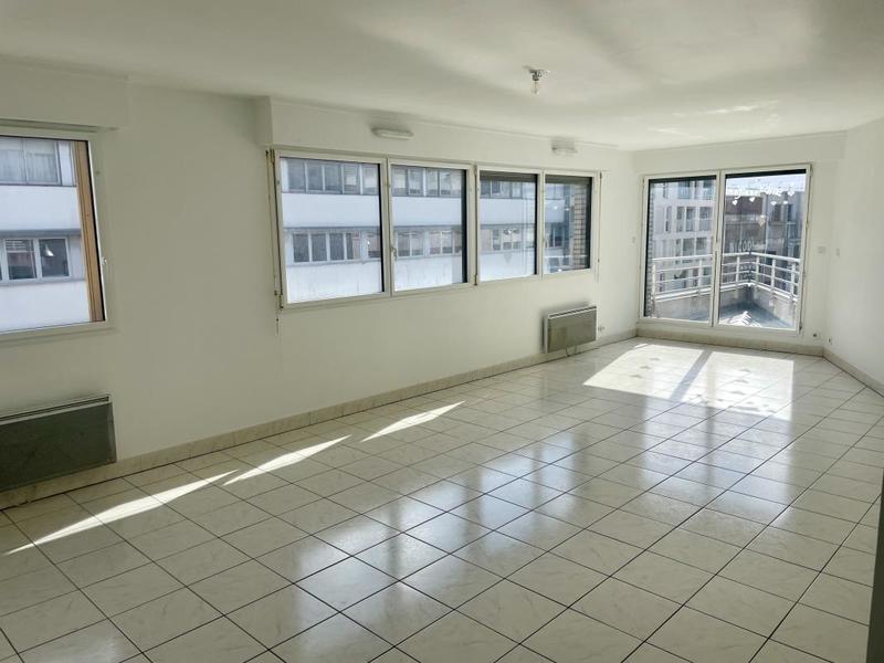 Appartement - 84 m² - 4 pièces