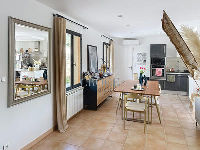 Maison - 88 m² - 4 pièces