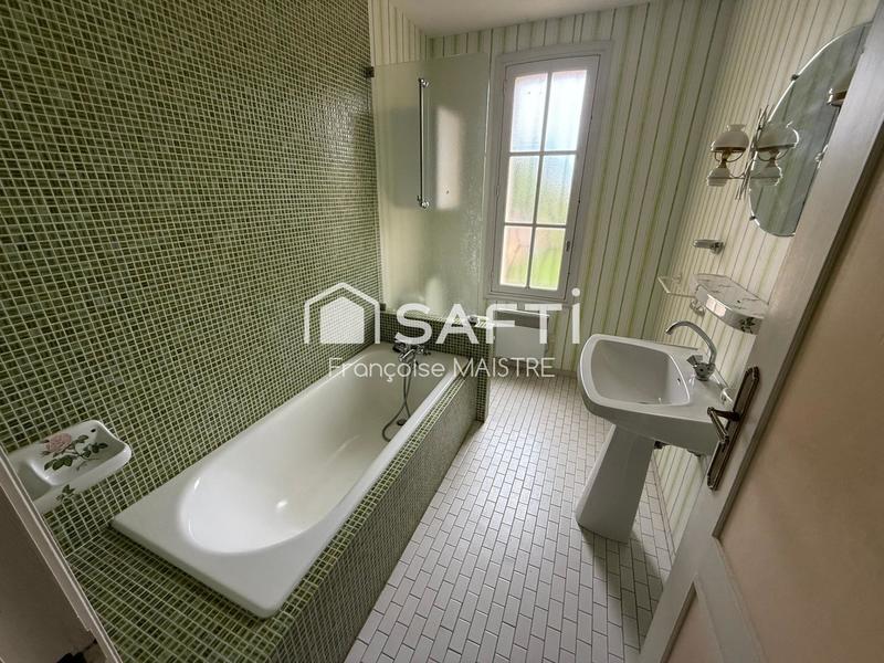 Maison - 198 m² - 7 pièces