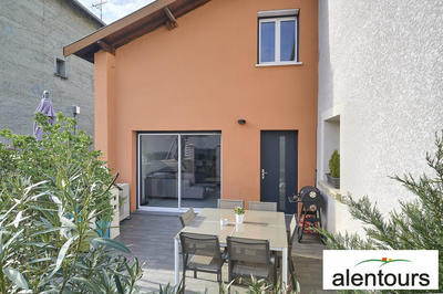 Maison - 79 m² - 4 pièces