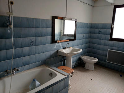 Maison - 141 m² - 5 pièces