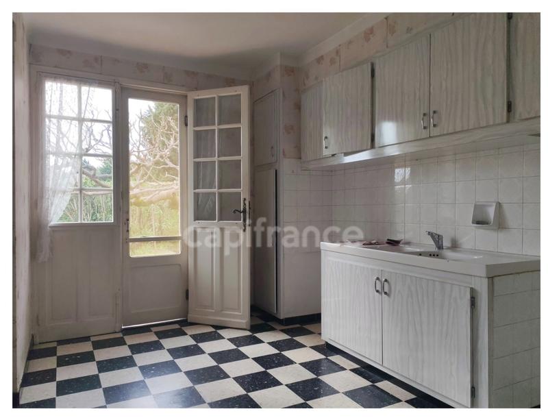Maison - 92 m² - 5 pièces