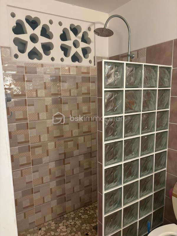 Maison - 90 m² - 3 pièces