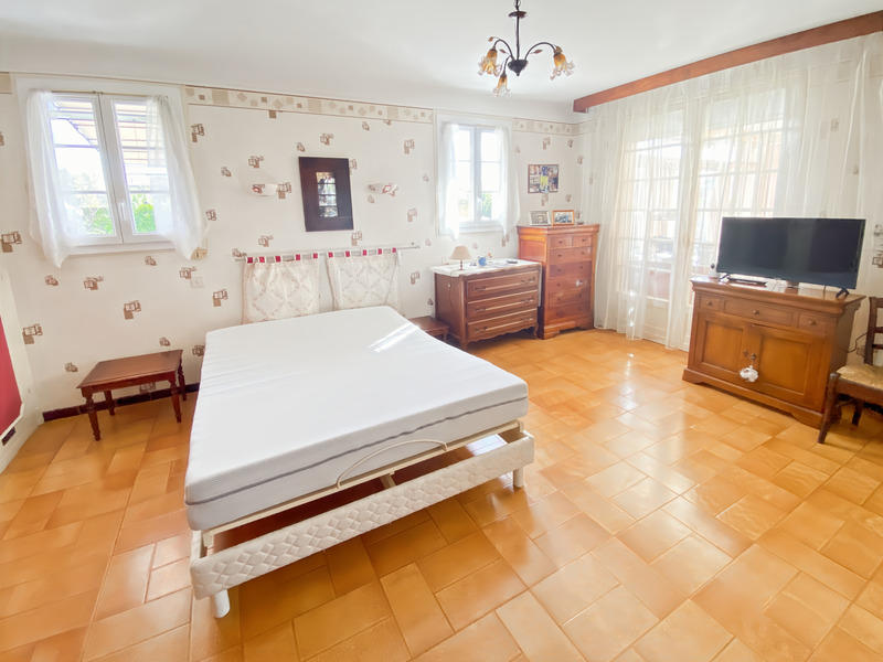 Maison - 192 m² - 6 pièces