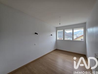 Appartement - 67 m² - 4 pièces